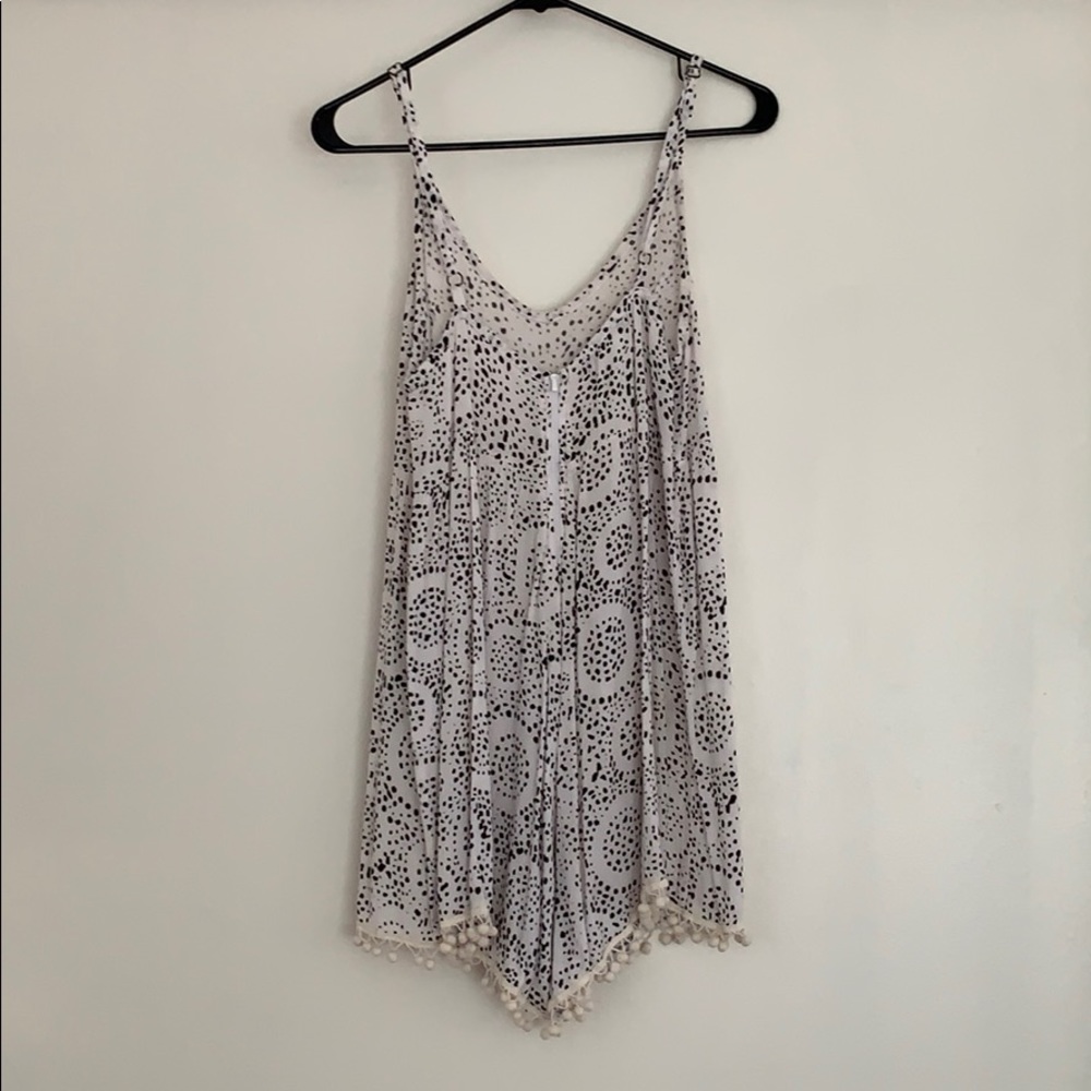 Short romper - Picture 2 of 2